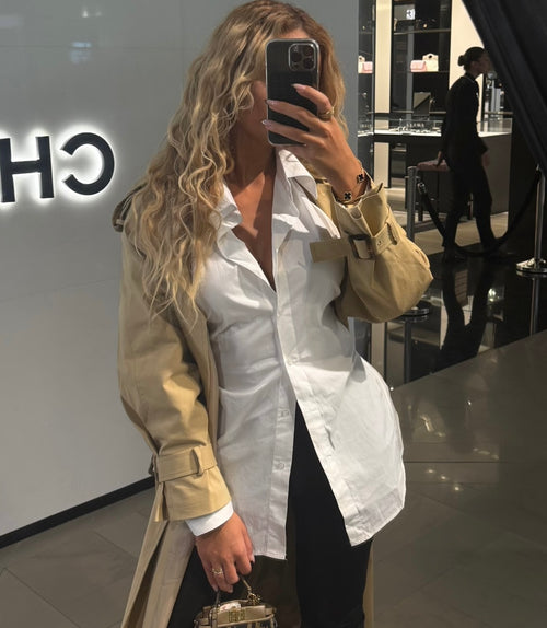 Chemise à épaulettes et taille resserrable