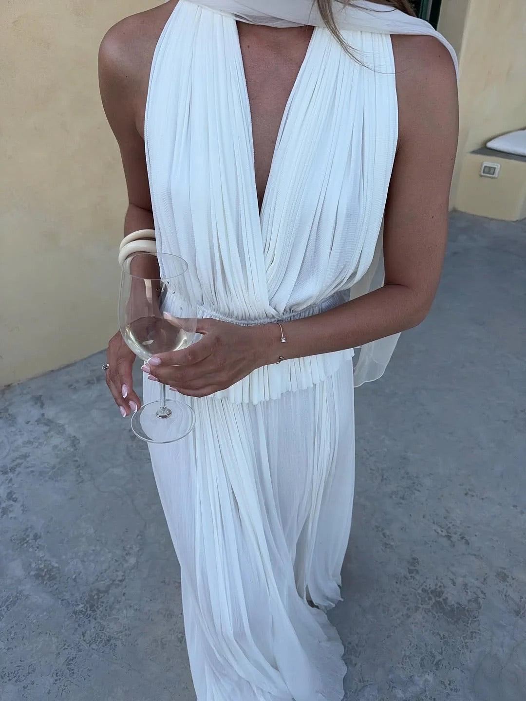 Ensemble à voile blanc fluide dos nu