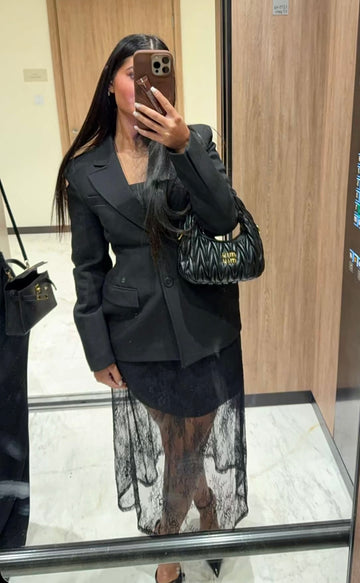 Jupe en dentelle noire