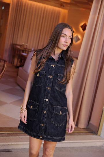Robe en jean brut à boutons