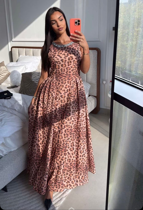 Robe Savage Diamond